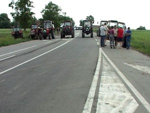 Putevi u Subotici blokirani na 4 lokacije