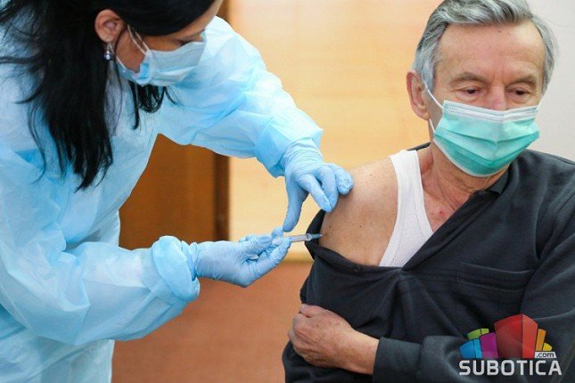 Od utorka vakcinacija bez zakazivanja za starije od 60 godina u ambulantama na Kelebiji, Paliću i u Tavankutu