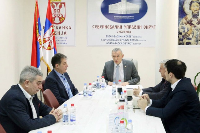 Potpisani ugovori o korišćenju sredstava iz Budžetskog fonda za program lokalne samouprave