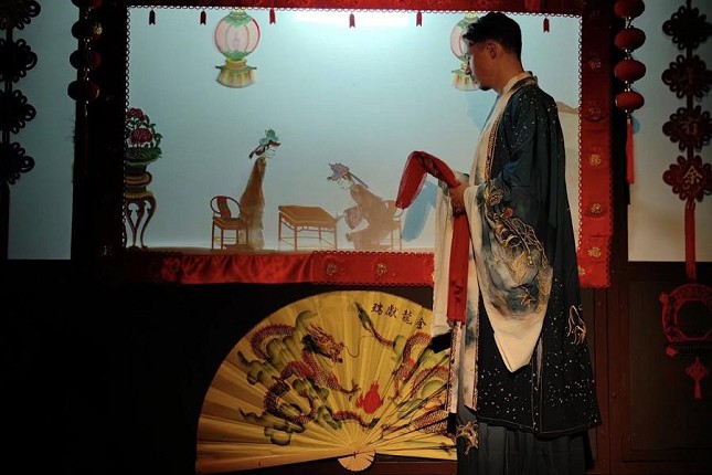 Predstava „Zaljubljeni leptiri“ večeras premijerno na sceni Dečjeg pozorišta