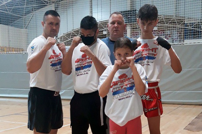 Kik boks: "Spartak" osvojio dve bronzane medalje na Prvenstvu Srbije u Senti