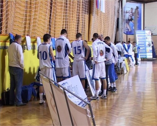 Košarkaši Spartaka poraženi od ekipe Železničara