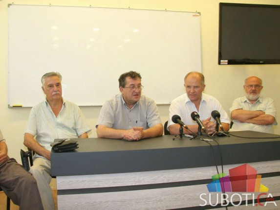 Šta se dešava sa akcijama Agrokombinata?