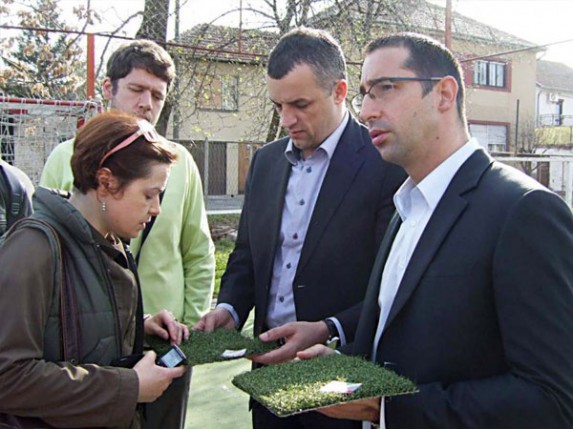 Pokrajina i grad obnavljaju sportski teren u Prvomajskoj ulici