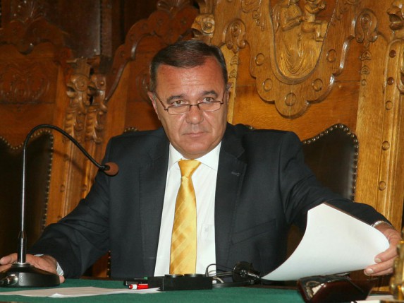 Slavko Parać predsednik Skupštine, ali privremeno?