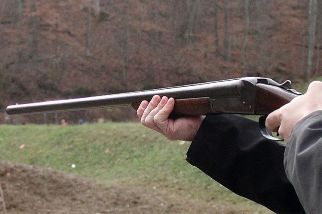 Lovac upucao lovca: Ranjavanje na traktoru kod Horgoša