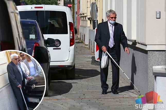 Parkiranje na trotoarima veliki problem za osobe sa invaliditetom