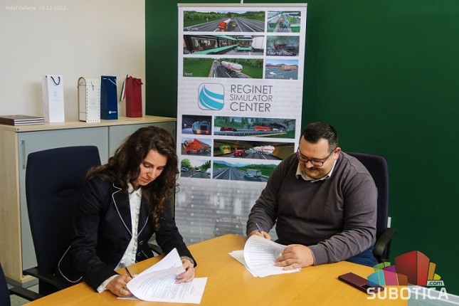 Đaci Tehničke škole na obuci u centru za simulaciju vožnje "Reginet"