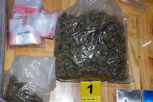 Zaplenjeno više kilograma marihuane i halucinogenih gljiva