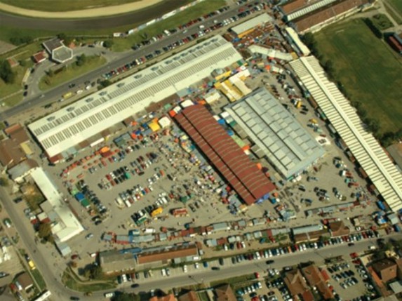 Dogodine Mlečna hala na Buvljaku