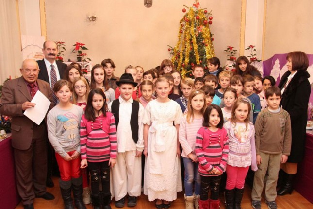 U Bajmoku održana tradicionalna Božićna izložba