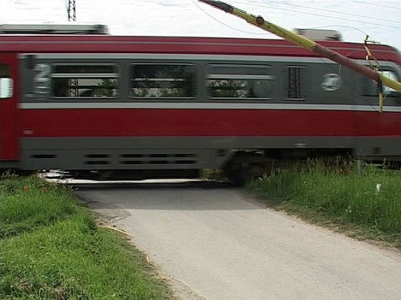 Voz prolazi, a rampa se ne spušta...