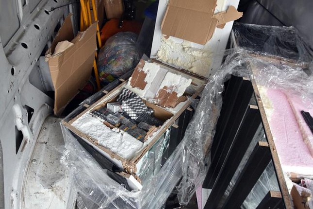 U kombiju Subotičanina pronađeno blizu 140 hiljada tableta različite droge