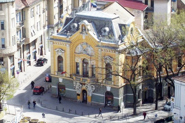 Višenacionalna izložba kao poziv