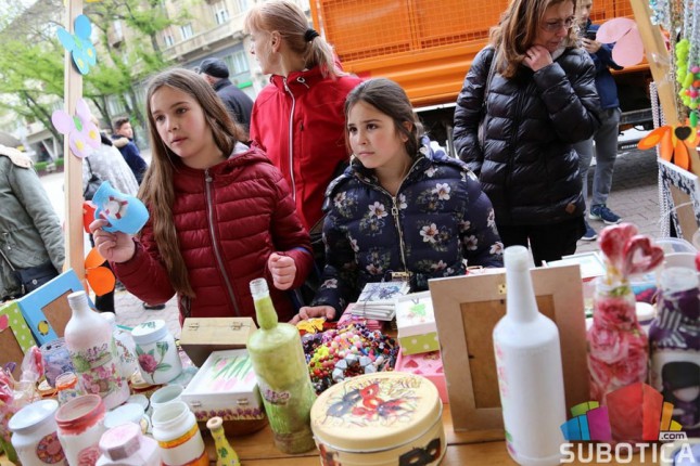 Održan Vašar humanosti na trgu