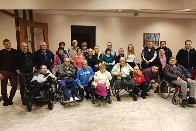 Subotica još uvek nema adekvatno vozilo za prevoz osoba sa invaliditetom