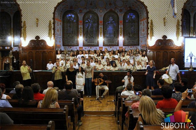 Na humanitarnom koncertu sakupljeno 45.000 dinara