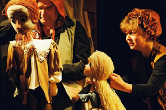 Izložba Dečjeg pozorišta u Segedinu