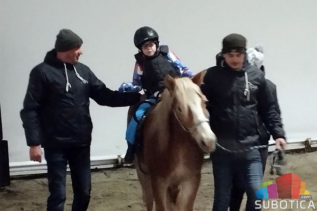 Sarić salaš otkriva blagodeti hipoterapije