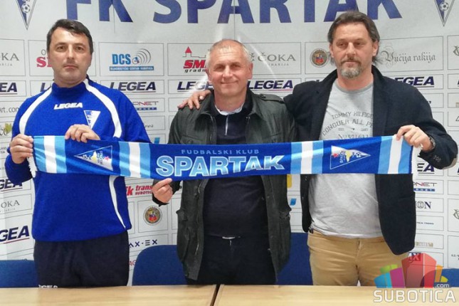 Fudbal: Spartak i zvanično promovisao Gaćinovića na čelu stručnog štaba