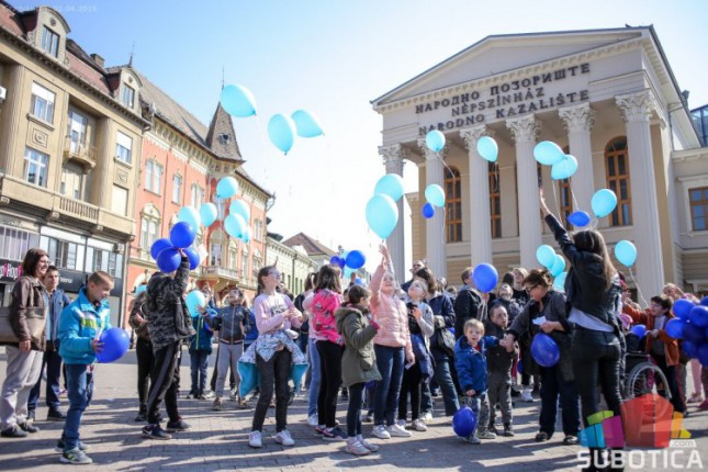 Obeležen Dan osoba sa autizmom