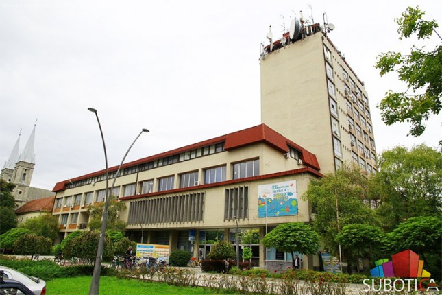 Otvoreni univerzitet "isporučen" Gojku Radiću