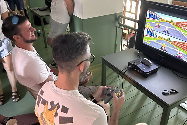 "Retroteka" - entuzijazam, nostalgija i takmičenje u svetu starih konzola