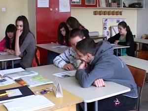 Vraćena odeljenja srednjim školama