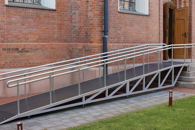 Novo u Sinagogi - audiovizuelna prezentacija i pristupna rampa za osobe sa invaliditetom