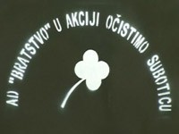 Tri kontejnera za grad