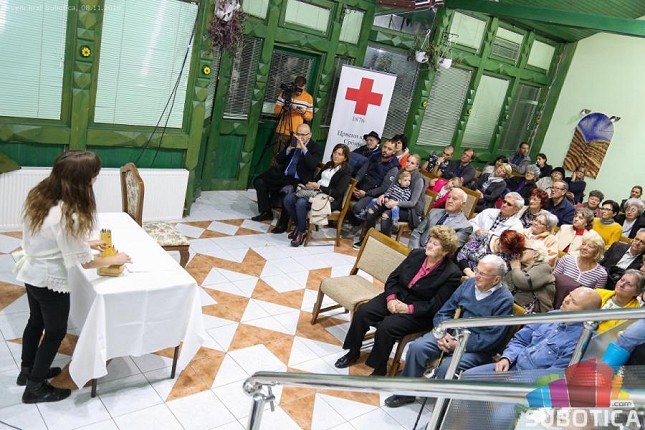 "Sunčana jesen života" - raspisan konkurs za sugrađane starije životne dobi