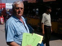 "Knjižara" na dve noge