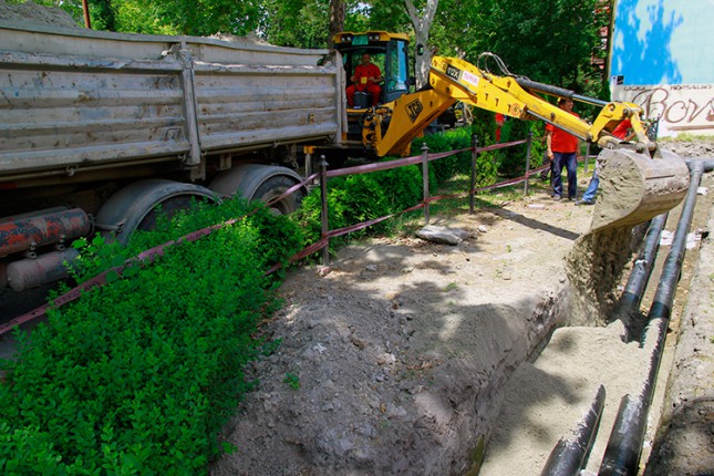 Pažljivo preko "toplovoda"