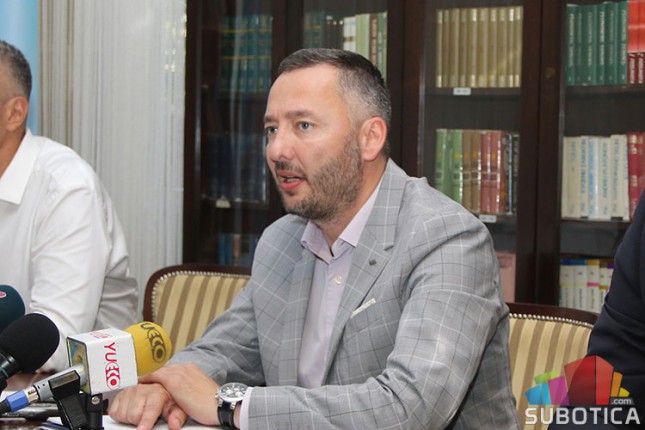 Nove pronatalitetne mere Pokrajinske vlade