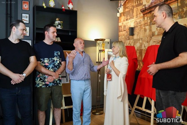 Izložba "Sedam karikatura za sedmu umetnost" u prostorijama bioskopa "Abazija" na Paliću