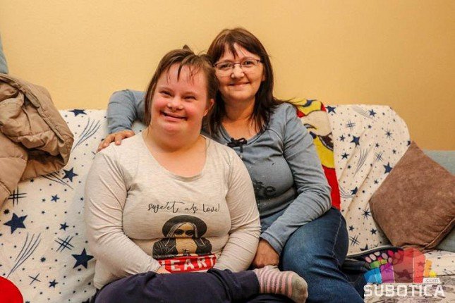 Zagrljaj Saške sa Daunovim sindromom poručuje – radost i ljubav su svuda oko nas