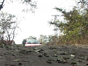 Deo Bračke ulice ostaje neprohodan