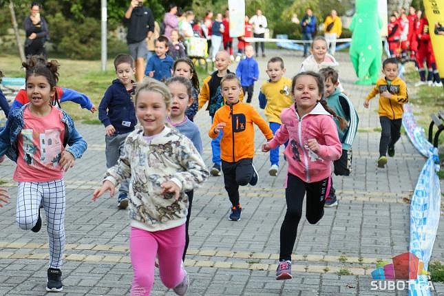 U "trci za srećnije detinjstvo" učestvovalo više od 750 đaka