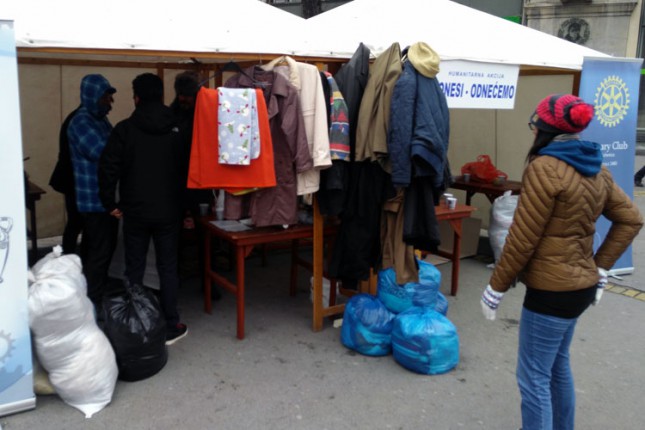 Humanitarna akcija "Donesi - odnećemo" sutra na Trgu slobode