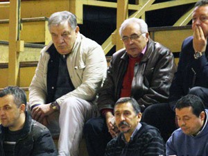 Karadžić prati mali fudbal