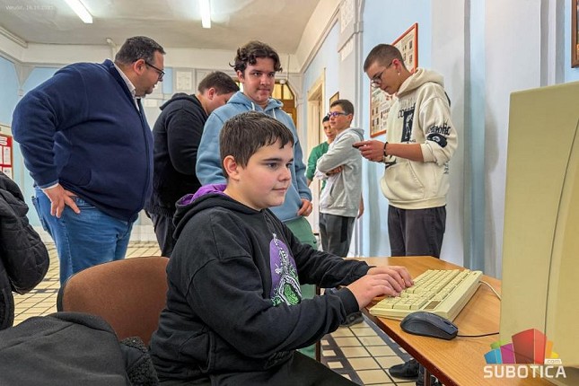 Tehnička škola „Ivan Sarić“ obeležila osam decenija obrazovnog rada