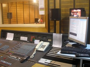 Katolički i pravoslavni radio u tajm-šeringu