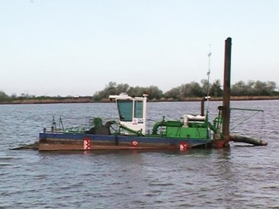 Ispitati tender za izmuljavanje jezera, kažu u SNS-u