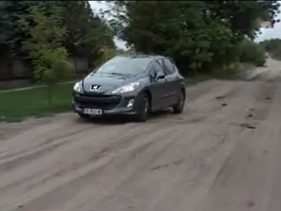 Zapuštene ulice na Makovoj sedmici i na Radanovcu