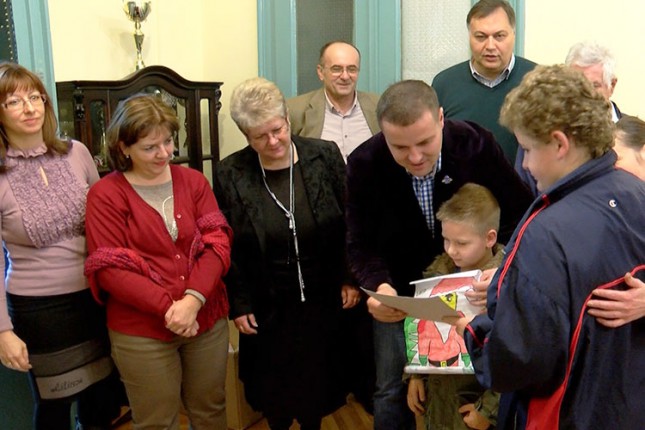 Rotarijanci obradovali 30 porodica