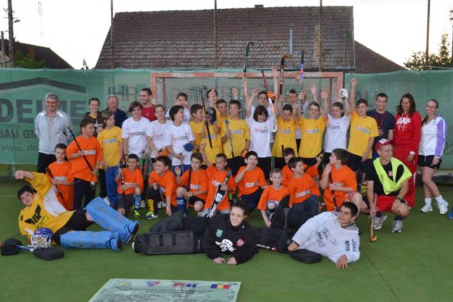 Održan međunarodni turnir "Dan hokeja" za mlade hokejaše na travi