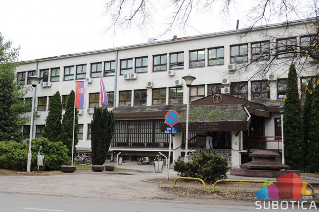 Otvorena posebna telefonska (dežurna) linija za informacije o korona virusu