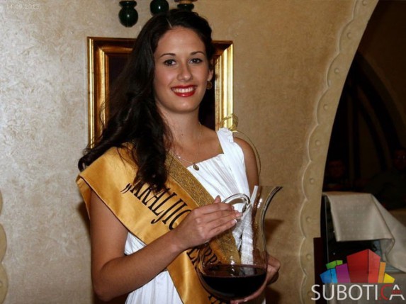 Dragana Sudarević - "Kraljica berbe 2013"