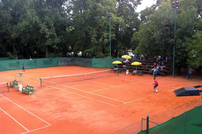 Besplatna škola tenisa za decu uzrasta od 5 do 12 godina