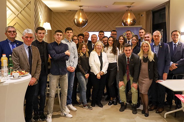 Subotički "rotarijanci" dodelili stipendije najboljim studentima i đacima